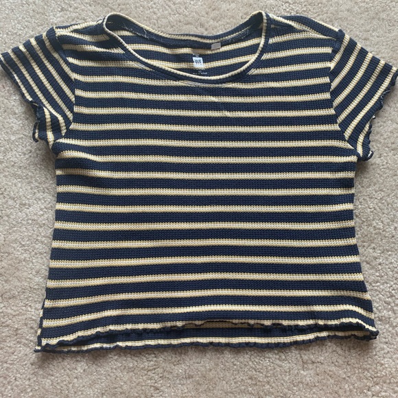 PacSun crop top - Picture 2 of 2